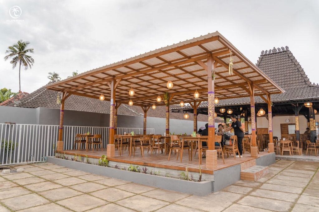 Nusa Penida Restaurant "Kelapa Penida Bar and Restaurant